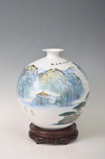 黃美堯,陶瓷繪畫60年,引領(lǐng)了中國(guó)陶瓷新風(fēng)向